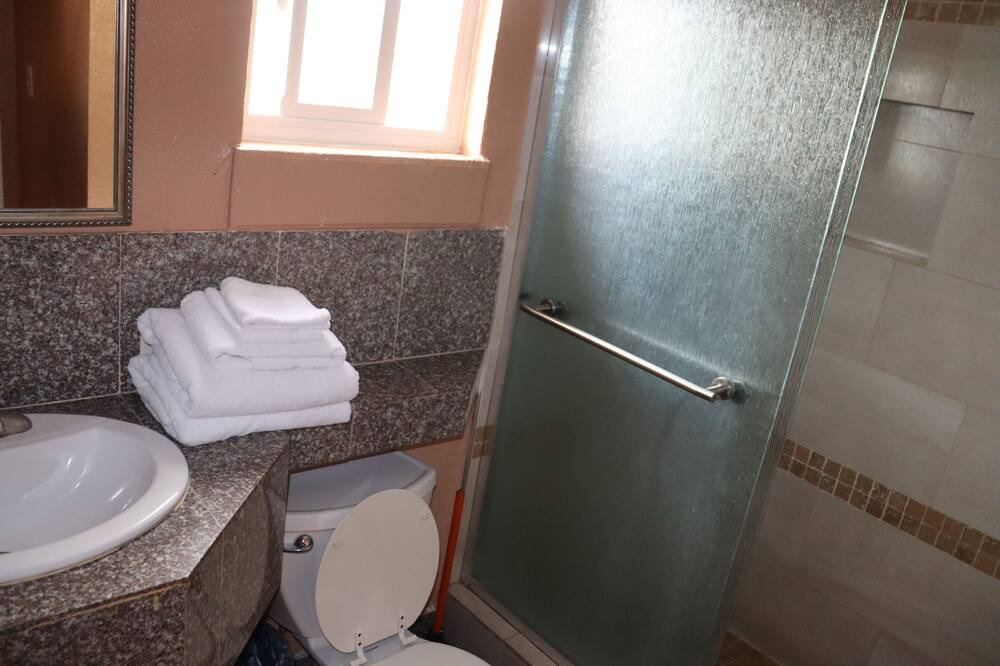 Photo of Bathroom in Mosswood