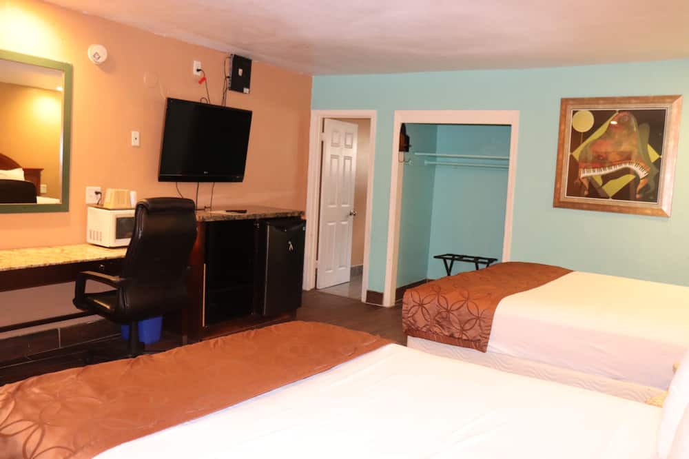 Photo of Bedroom in Mosswood