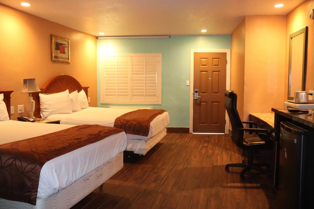 Photo of Bedroom in Mosswood