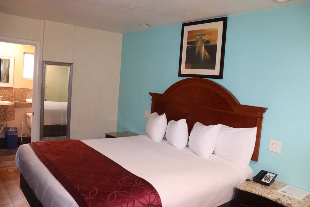 Photo of Bedroom in Mosswood