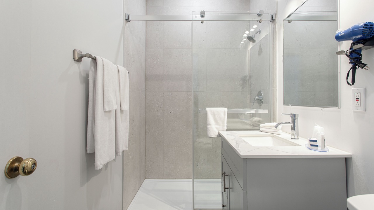 Photo of Bathroom in Rigaud