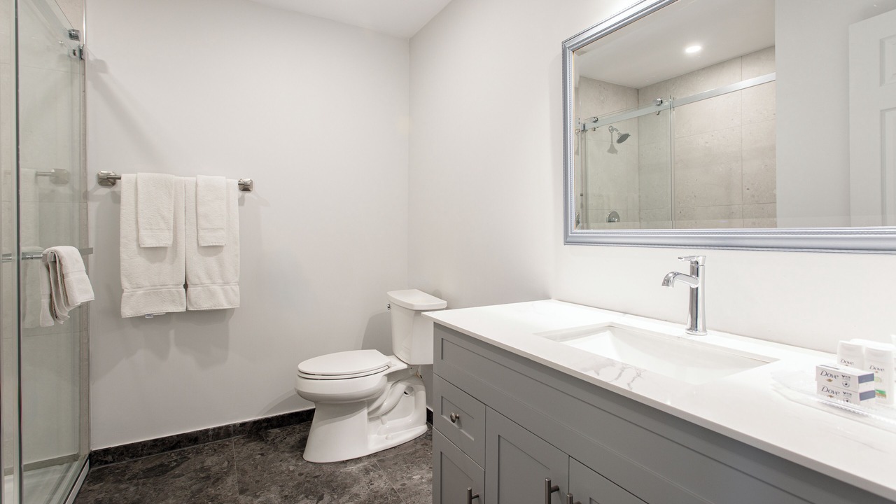 Photo of Bathroom in Rigaud