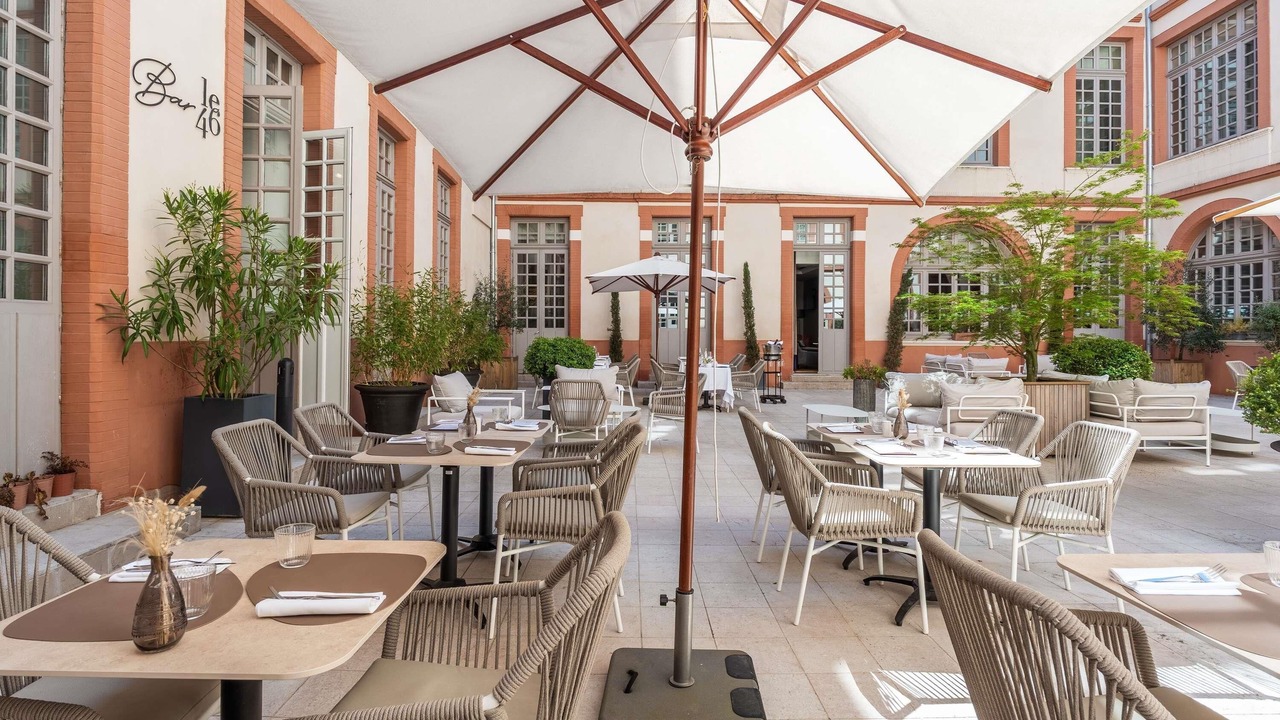Photo of Outdoor in Carmes