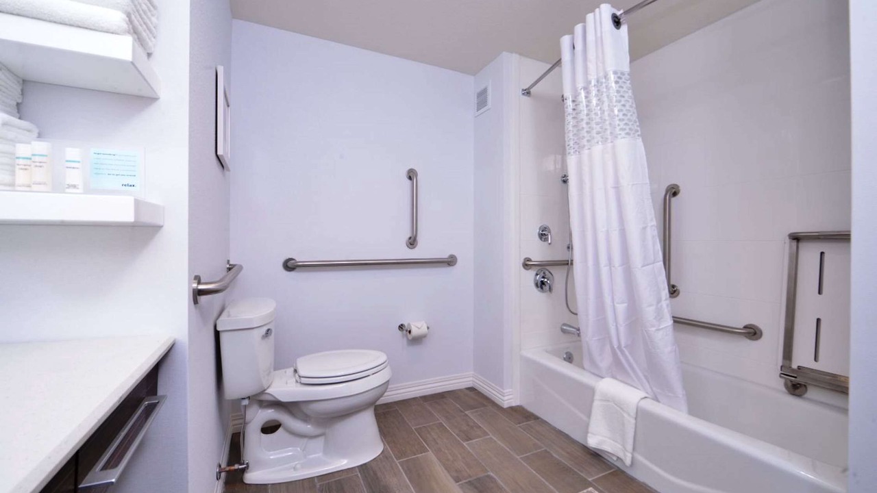 Photo of Bathroom in Leavenworth