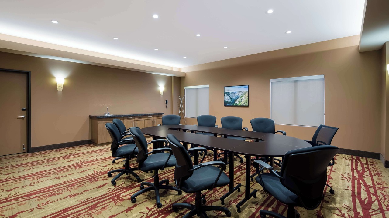 Photo of Others in Calgary