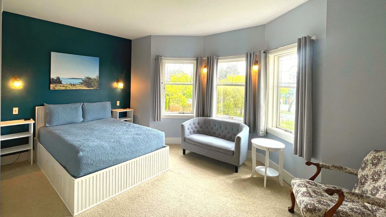 Photo of Bedroom in Lopez Island