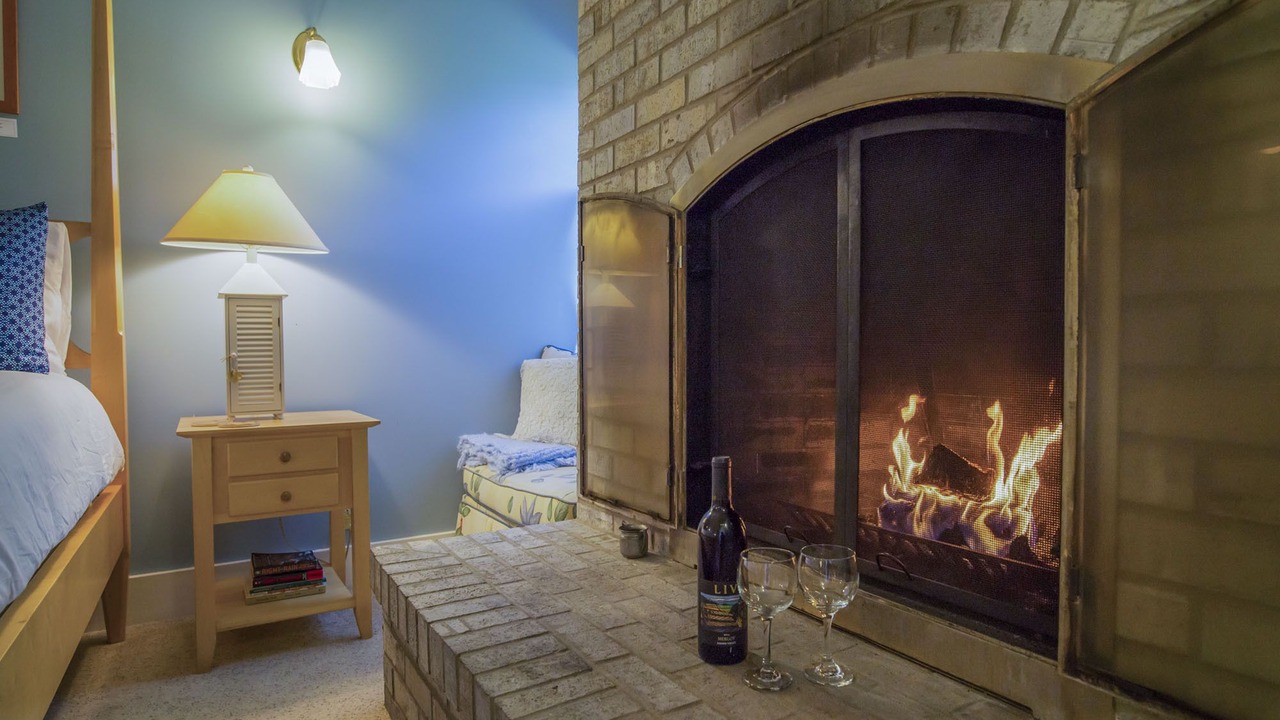 Photo of Bedroom in Lopez Island