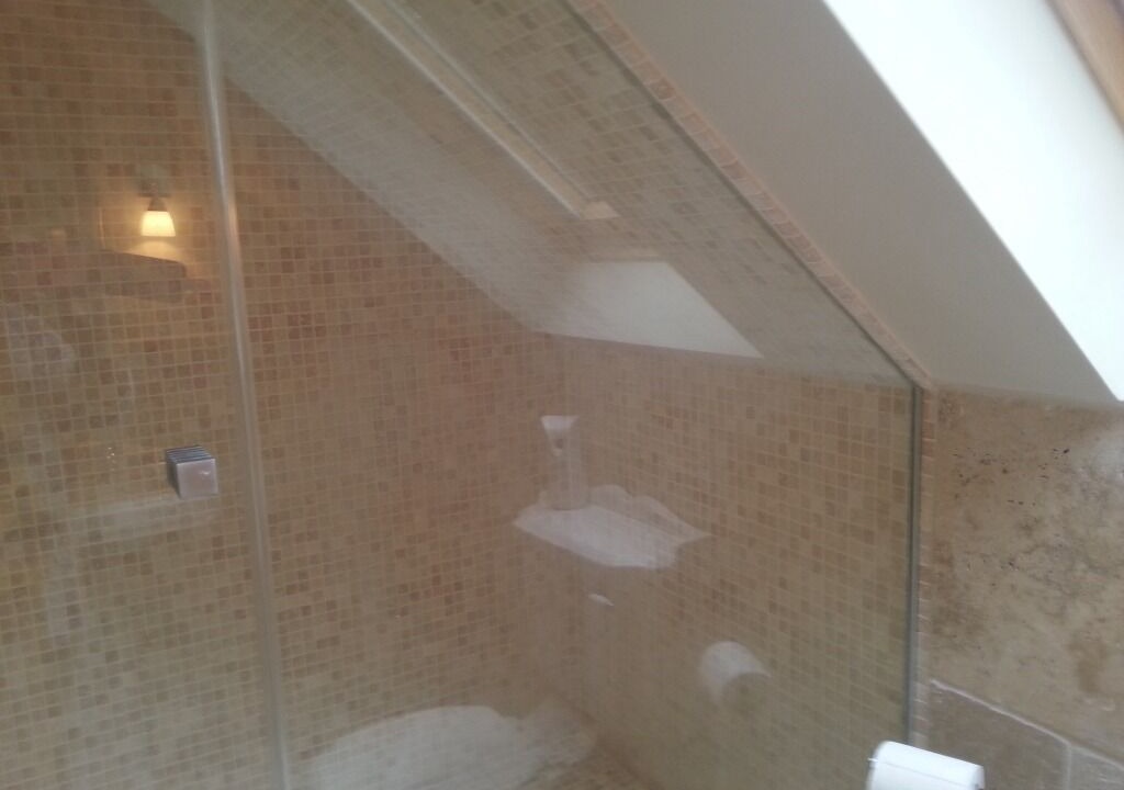 Photo of Bathroom in Lanark