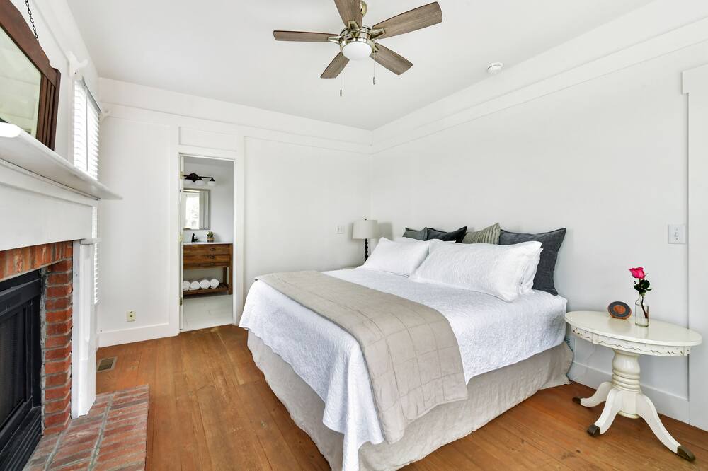 Photo of Others in Madison