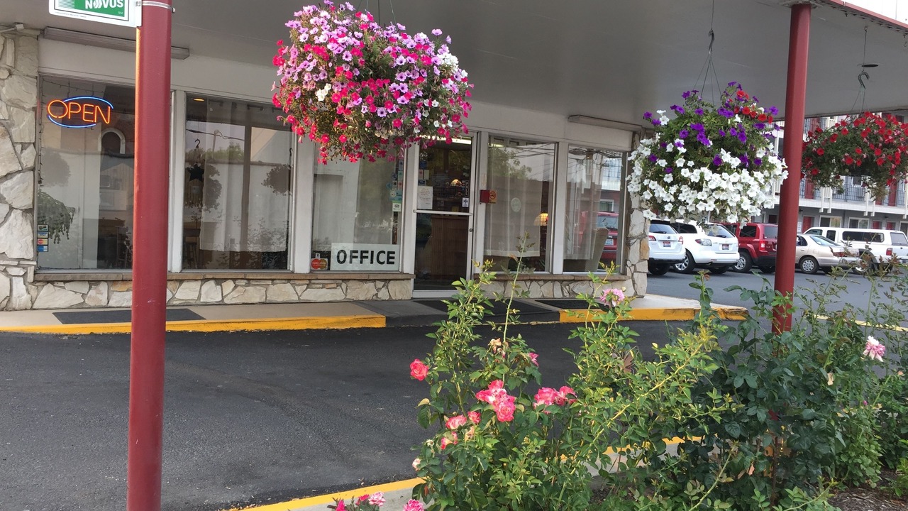 Photo of Outdoor in Pullman