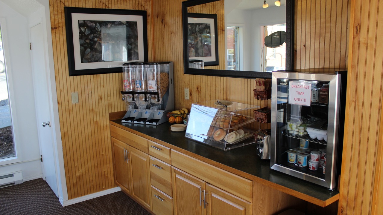 Photo of Others in Pullman