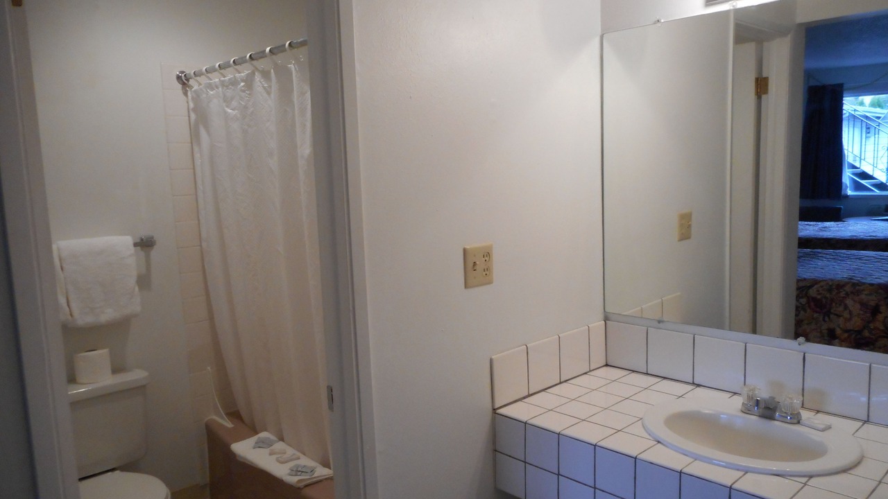 Photo of Bathroom in Pullman