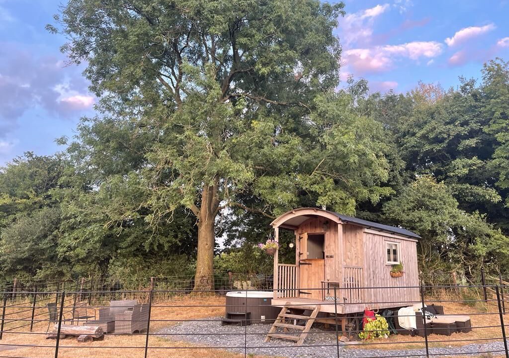 Photo of Others in Cleeve