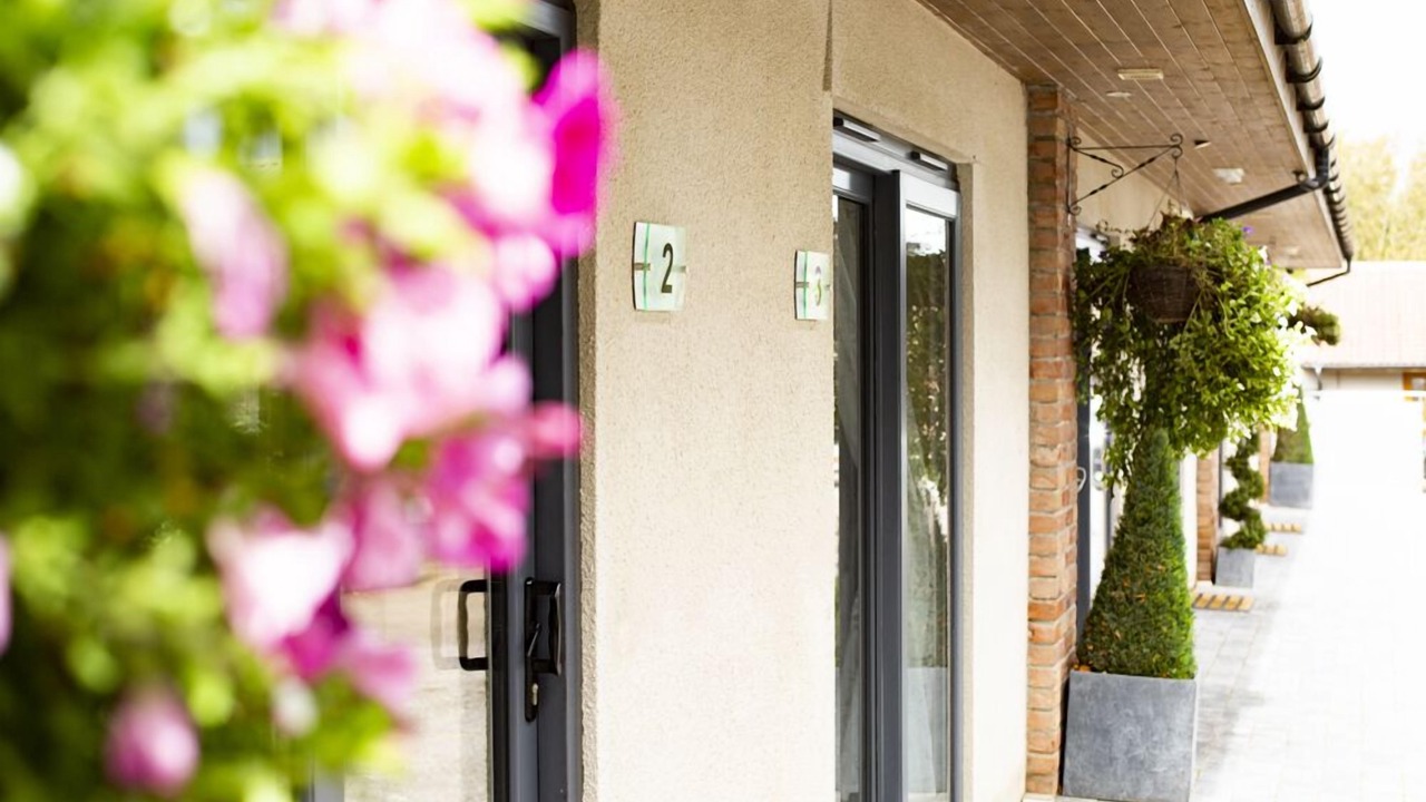 Photo of Outdoor in Cleeve