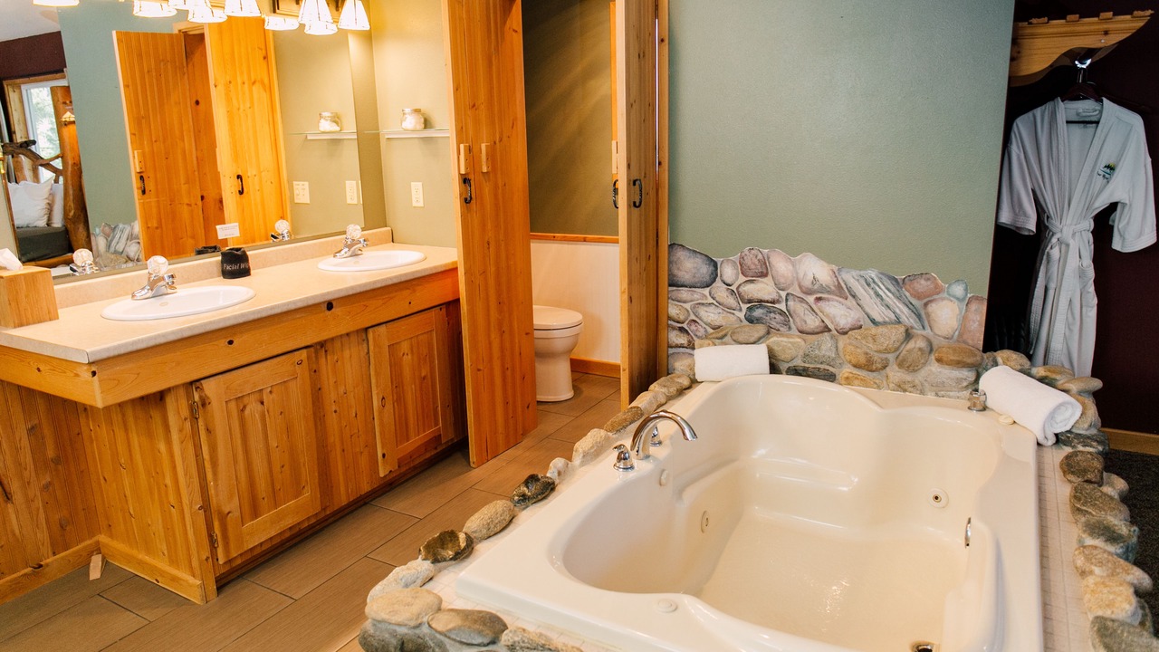 Photo of Bathroom in Leavenworth