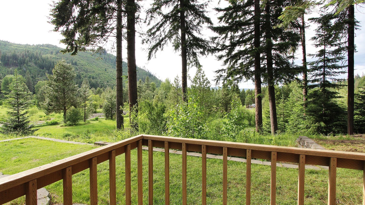 Photo of Bedroom in Leavenworth