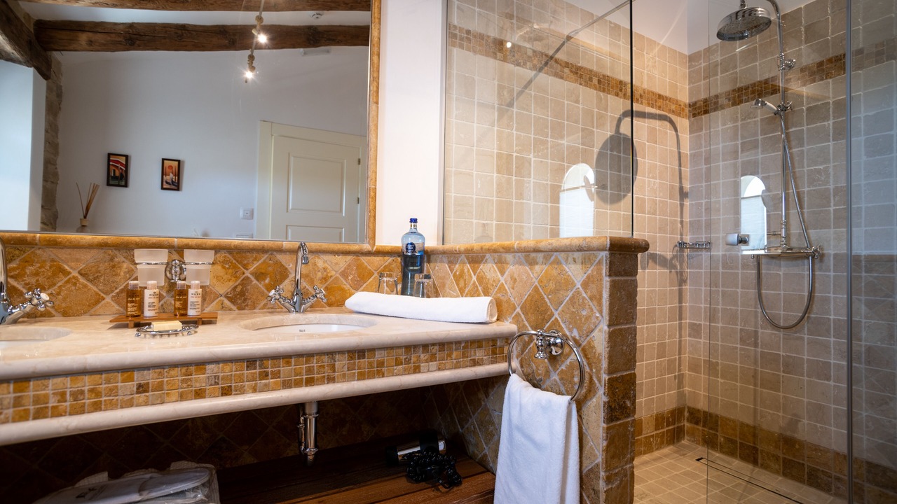Photo of Bathroom in Valderrobres