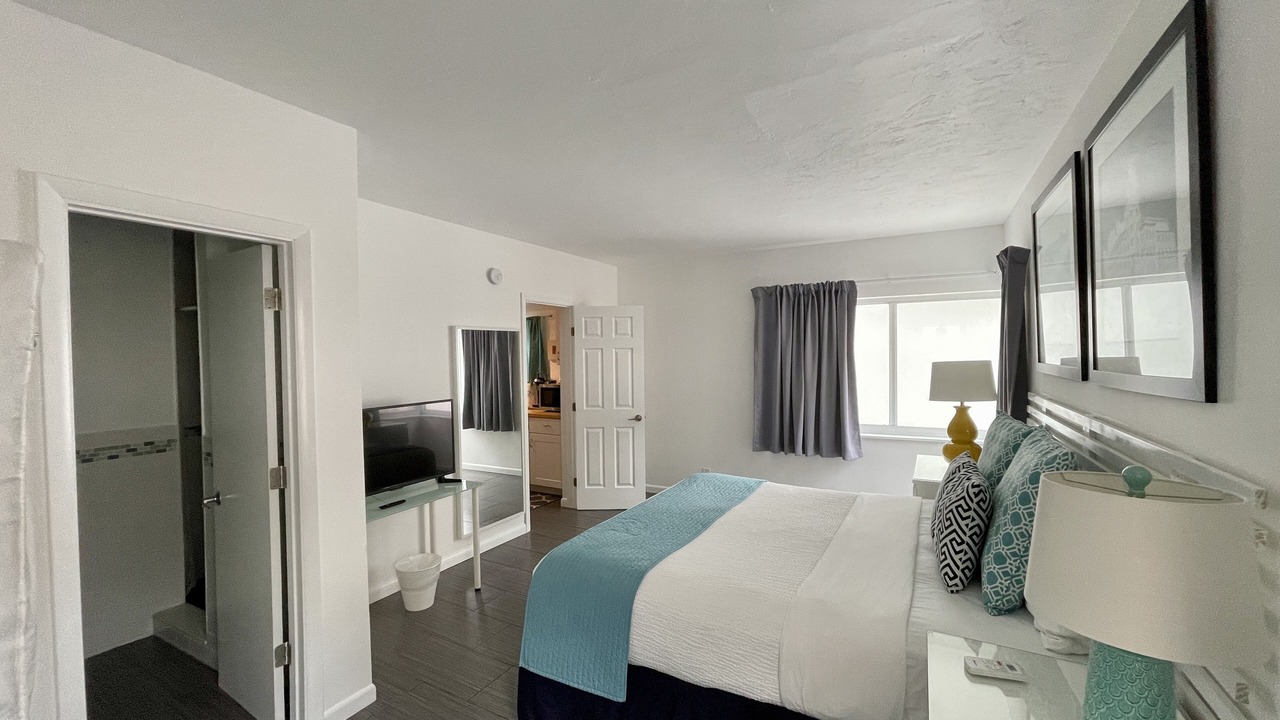Photo of Bedroom in Central Beach