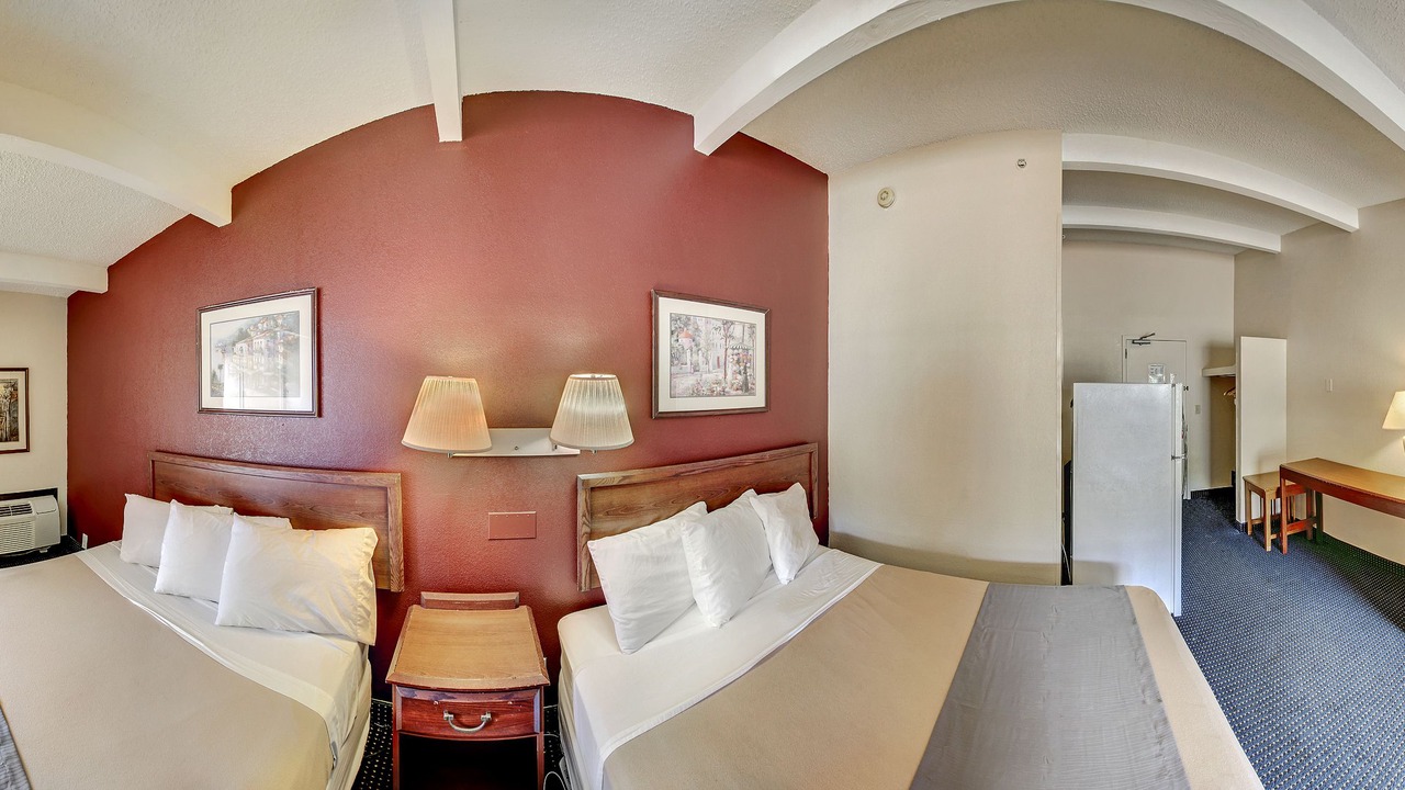 Photo of Bedroom in Cedar Knolls