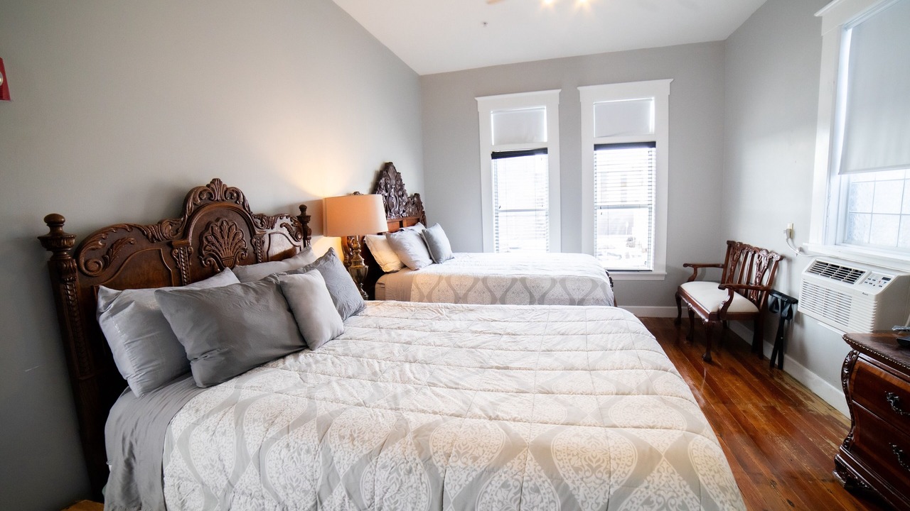 Photo of Bedroom in Arcadia Historic District