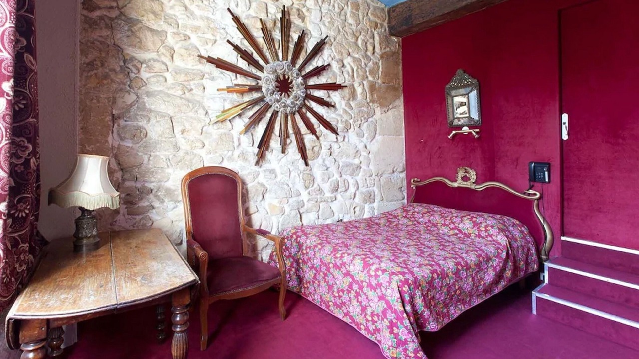 Photo of Bedroom in Sorbonne