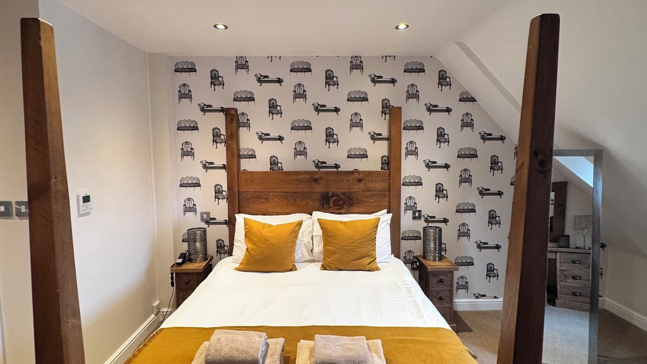 Photo of Others in Crich