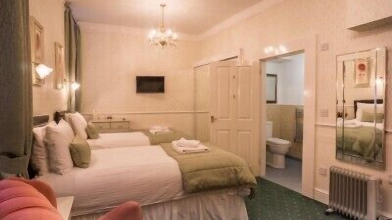 Photo of Bedroom in Teignmouth