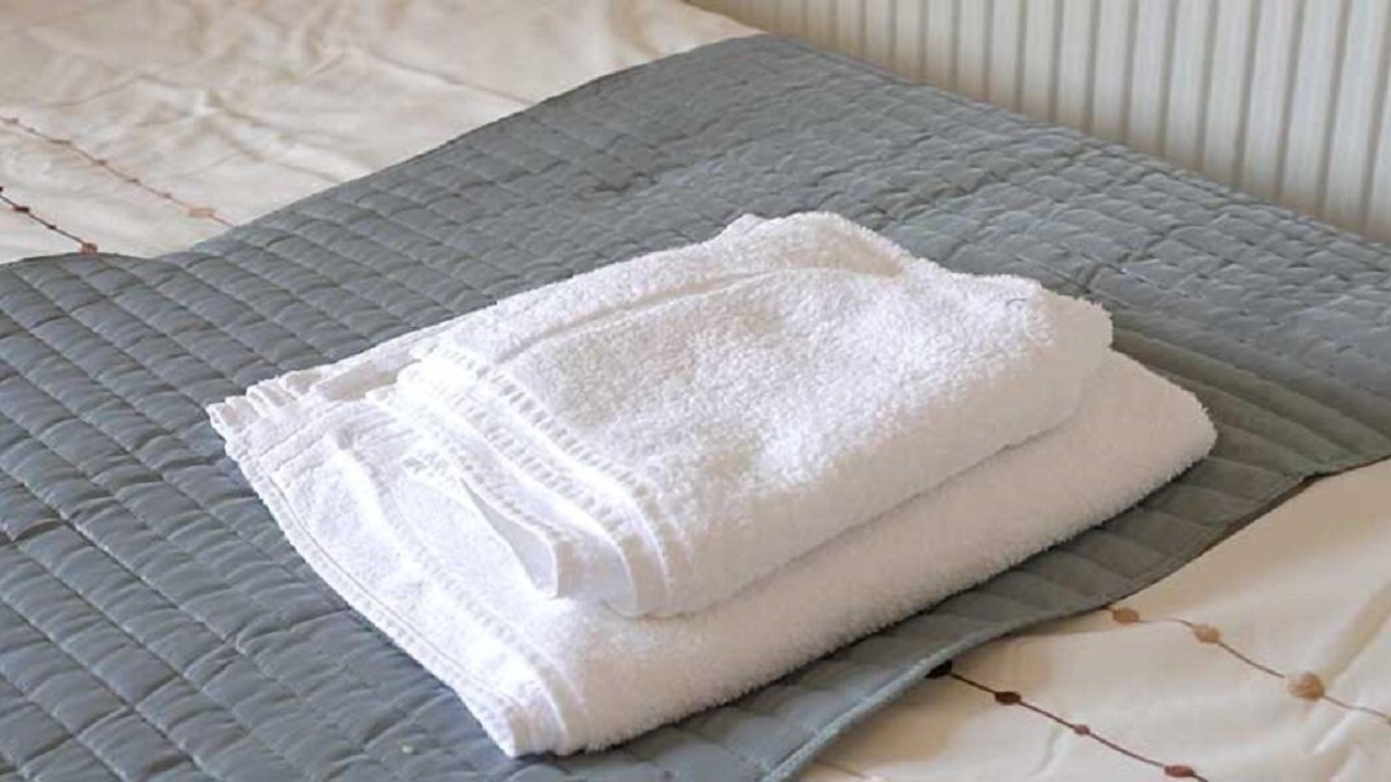 Photo of Bedroom in Pont Yates