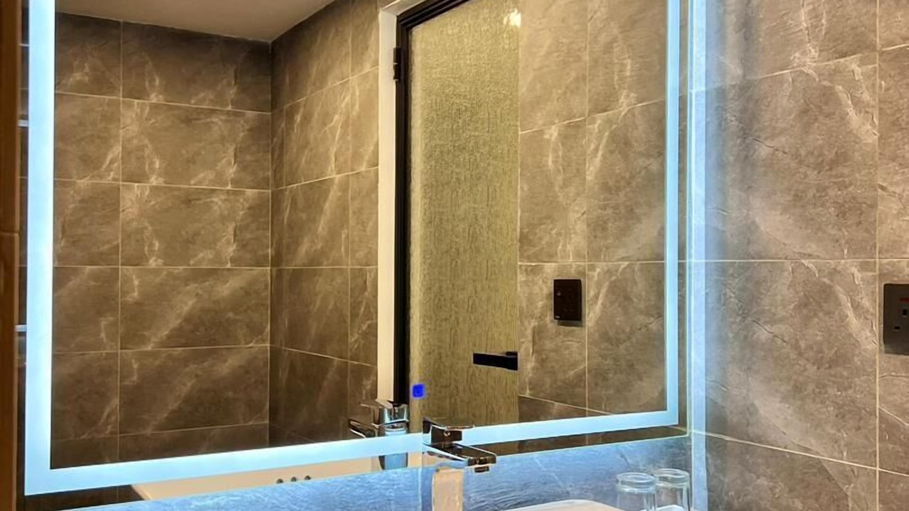 Photo of Bathroom in Pegawai