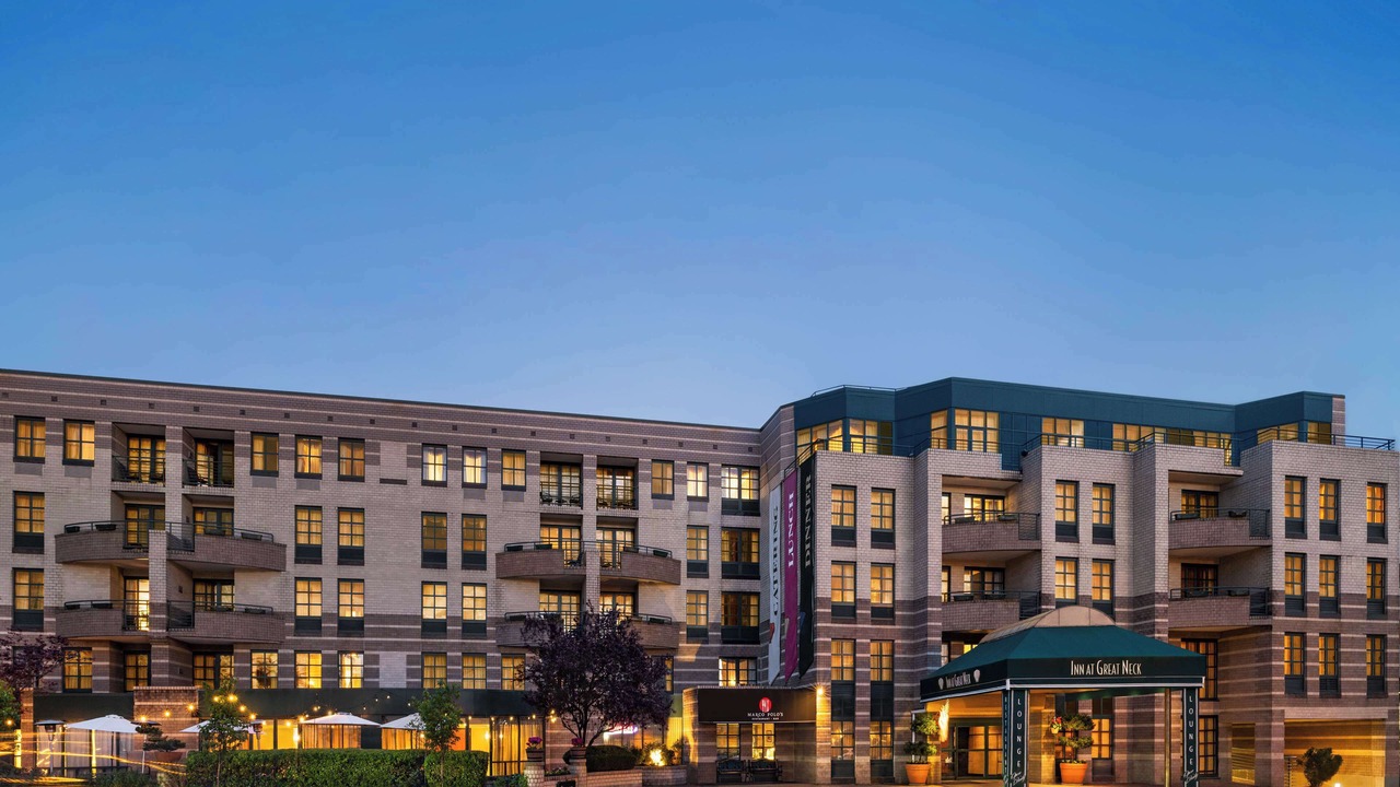 Photo of Outdoor in Great Neck Plaza
