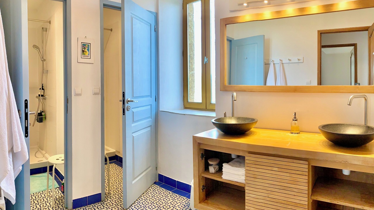 Photo of Bathroom in Unzent
