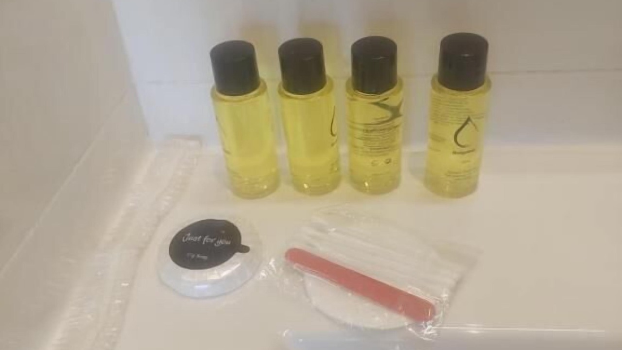 Photo of Bathroom in Pontorson