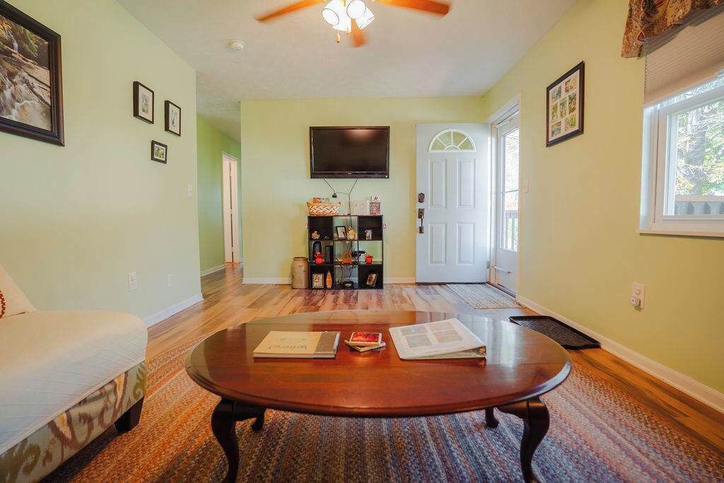 Photo of Others in Logan