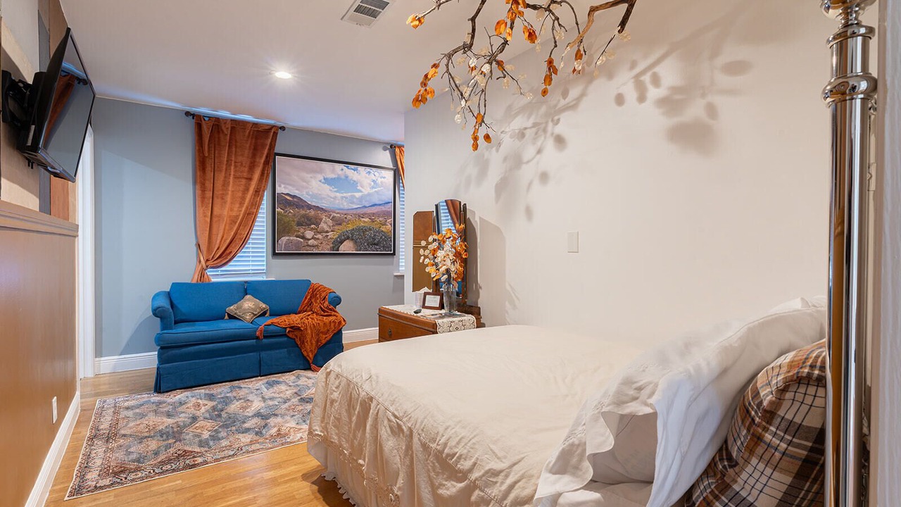 Photo of Bedroom in Spring