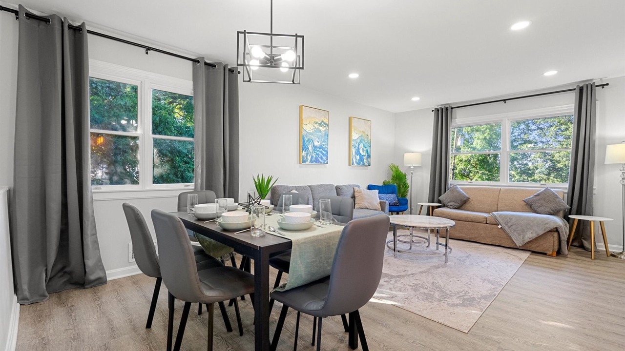 Photo of Others in Jefferson Manor