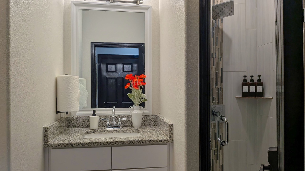Photo of Bathroom in Kessler