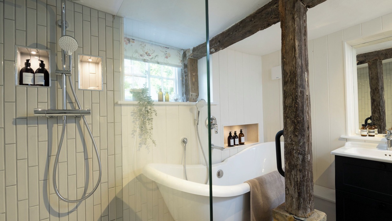 Photo of Bathroom in Plumpton Green