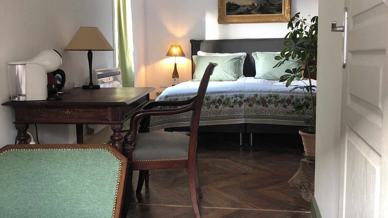 Photo of Bedroom in Nolay