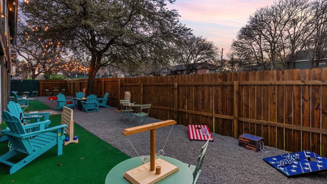Photo of Outdoor in South Lamar