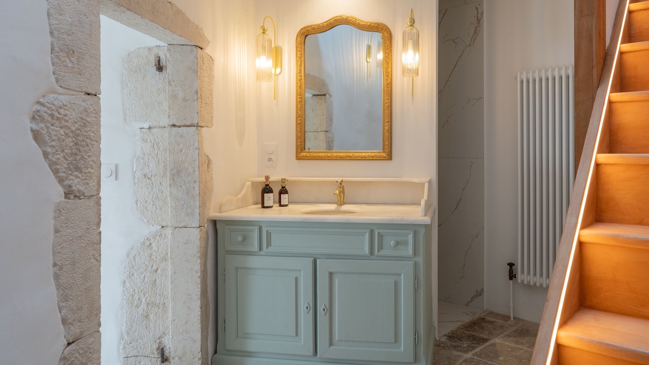 Photo of Bathroom in Rochemaure