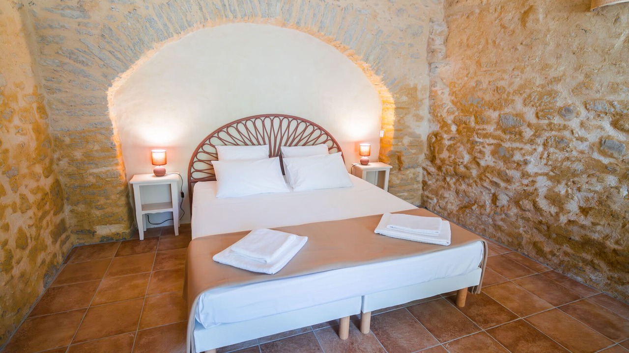 Photo of Bedroom in Saint-Martin-Lalande