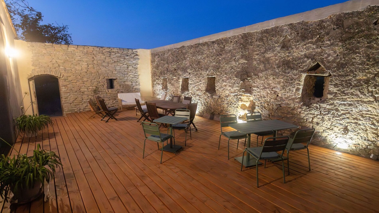 Photo of Patio Balcony in Saint-Martin-Lalande