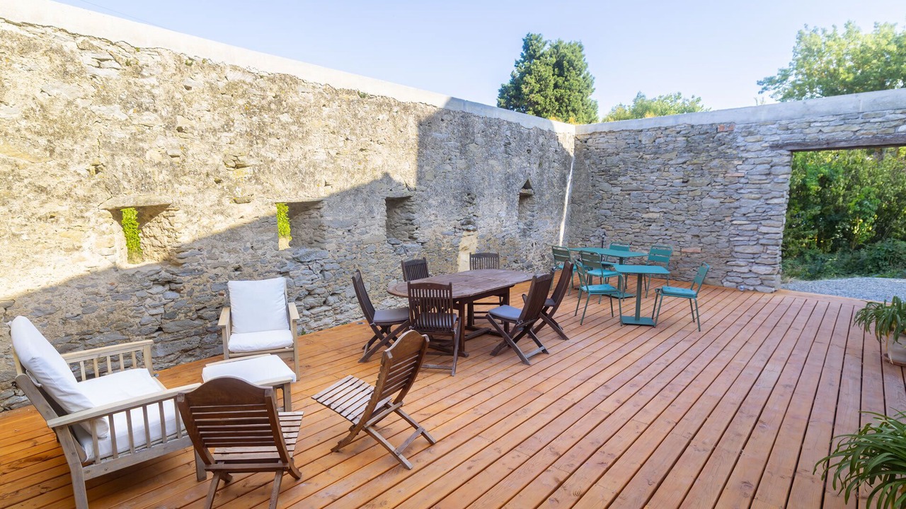 Photo of Patio Balcony in Saint-Martin-Lalande