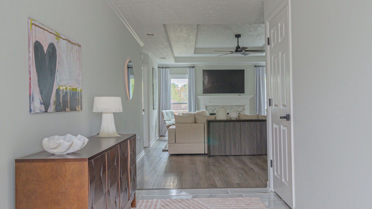 Photo of Livingroom in Fortson