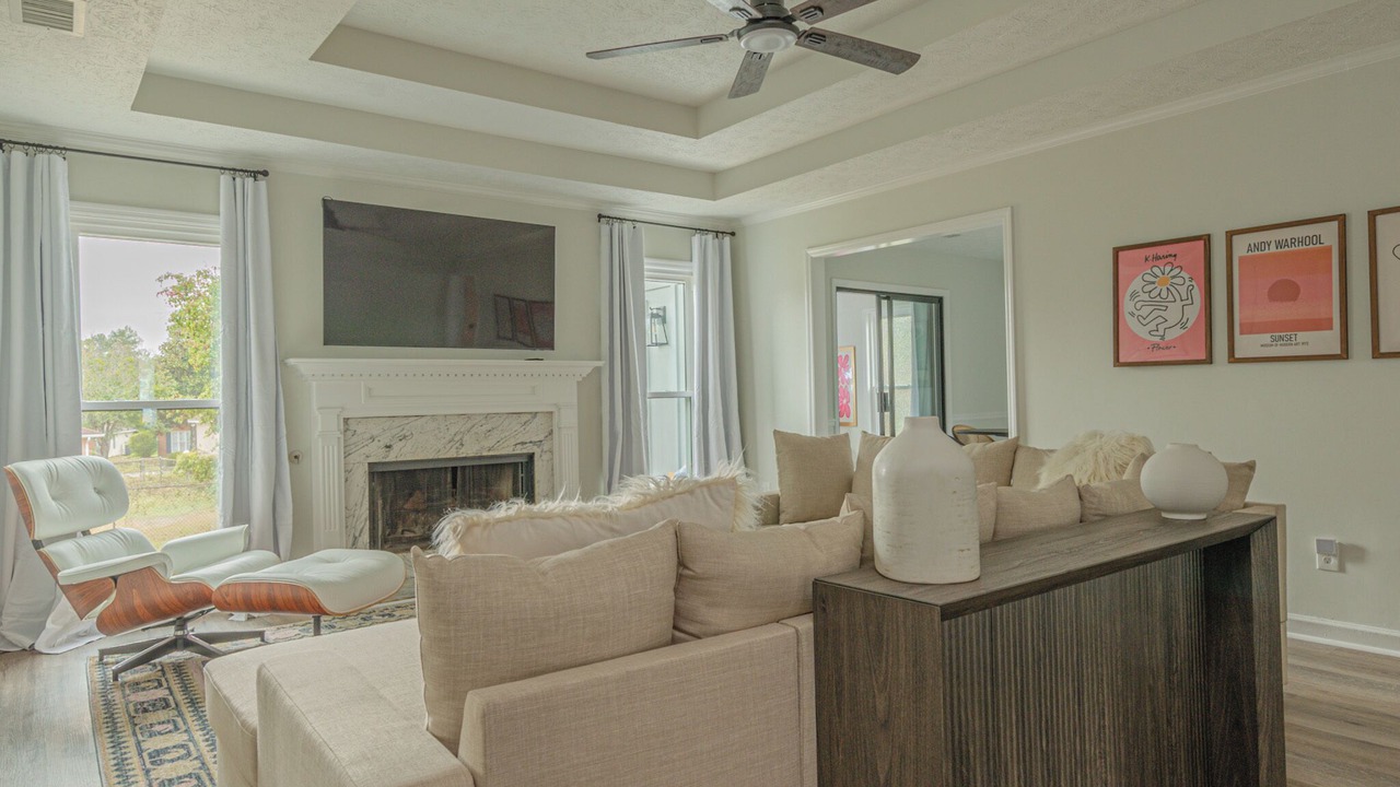 Photo of Livingroom in Fortson