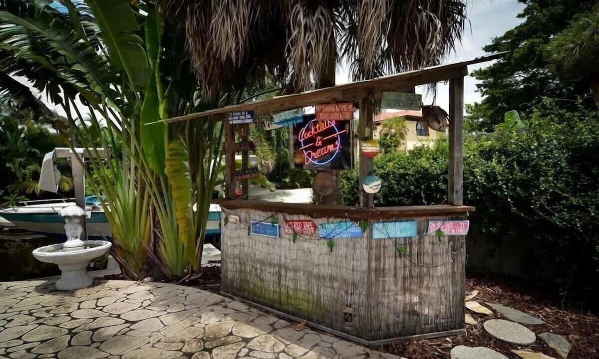 Photo of Outdoor in Siesta Key Village