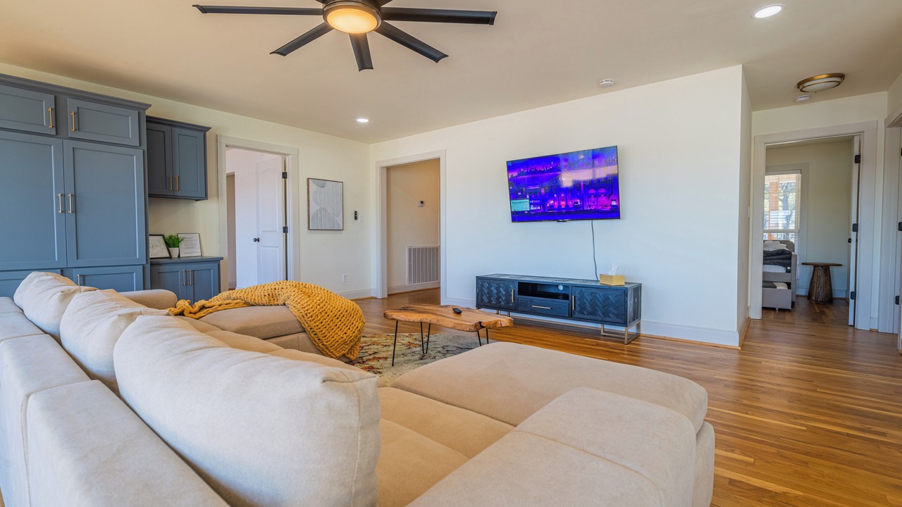 Photo of Livingroom in Eufaula