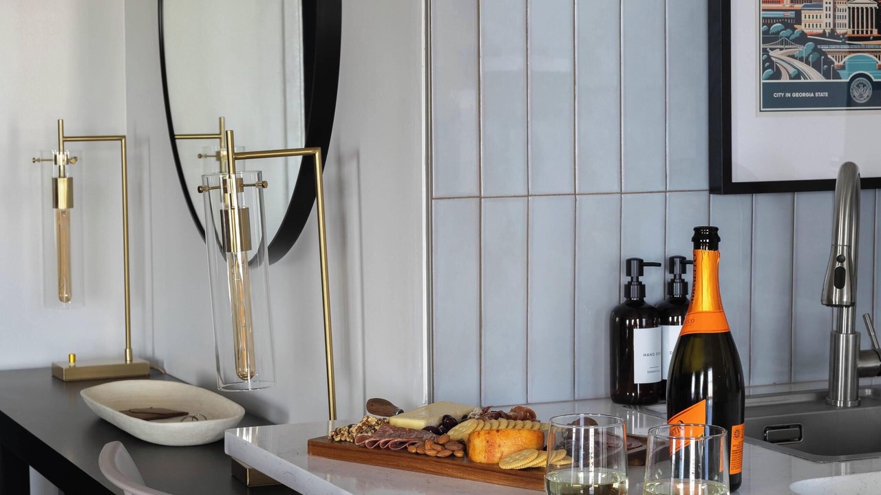 Photo of Livingroom in Downtown Atlanta