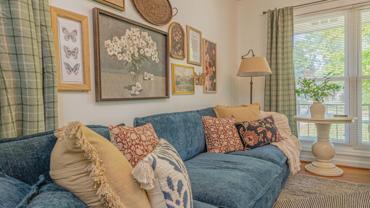 Photo of Livingroom in Fortson