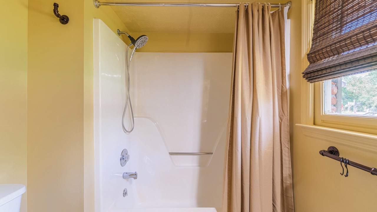 Photo of Bathroom in Fortson